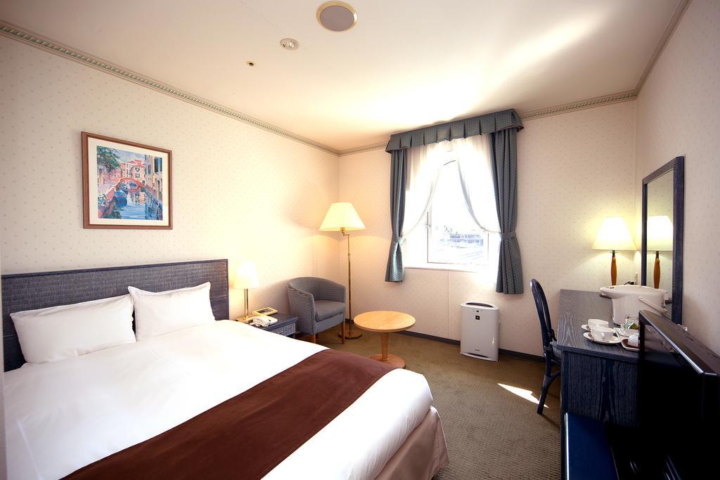 วะกะยะมะ มารีนา ซิตี้โฮเต็ล Hotel วาคายามะ ภายนอก รูปภาพ